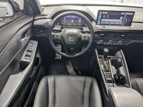 Used 2025 Honda Accord Sport image 7