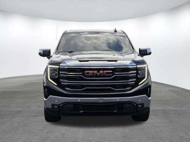 Used 2023 GMC Sierra 1500 SLT RWD image 2
