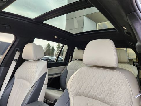 Used 2023 BMW X7 M60i w/ Executive Package image 12