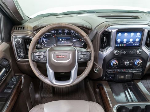 Used 2019 GMC Sierra 1500 SLT w/ SLT Premium Plus Package AWD/4WD image 13