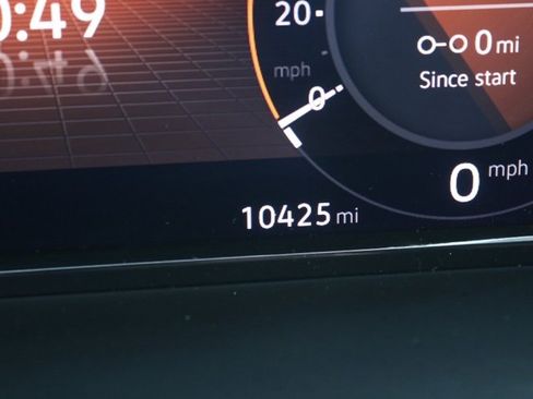 Used 2025 Volkswagen Atlas Peak Edition SE image 33