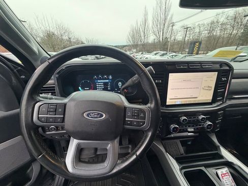 Used 2023 Ford F350 Lariat image 17