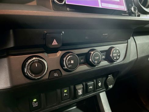 Used 2020 Toyota Tacoma 4x4 Double Cab image 15