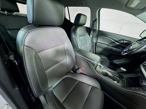 Used 2019 GMC Acadia SLT AWD/4WD image 30