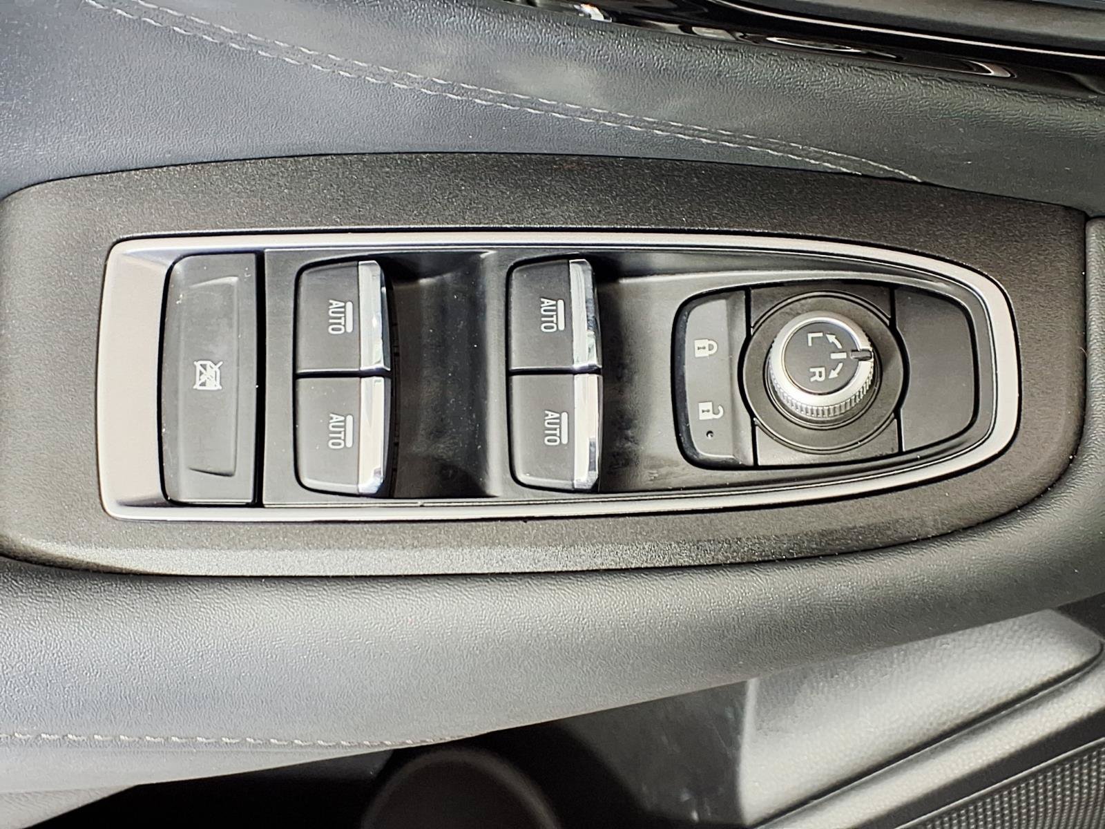 Certified 2025 Subaru Outback Limited AWD/4WD image 15