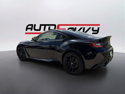 Used 2025 Toyota GR86 Premium w/ ALL Weather Mat Package (TMS) RWD image 3