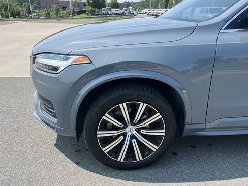 Used 2023 Volvo XC90 B5 Core AWD/4WD image 13