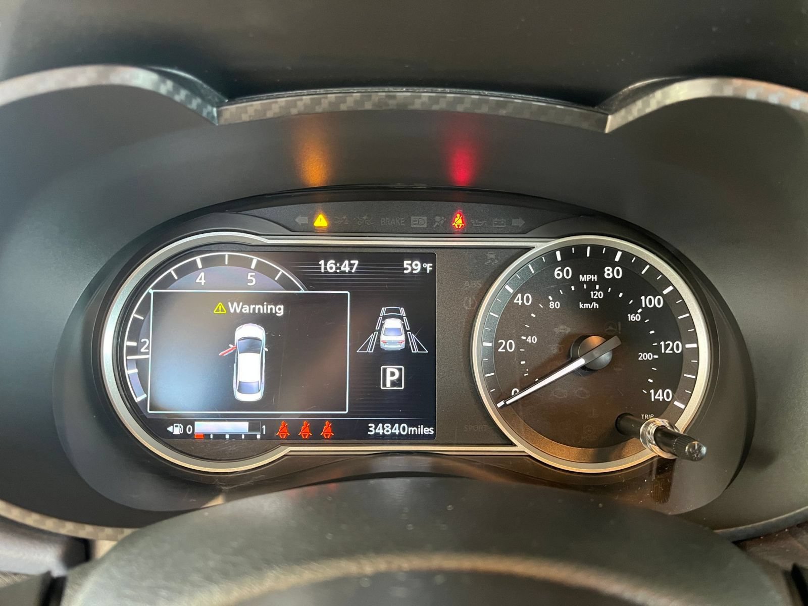 Used 2025 Nissan Versa SV FWD image 39