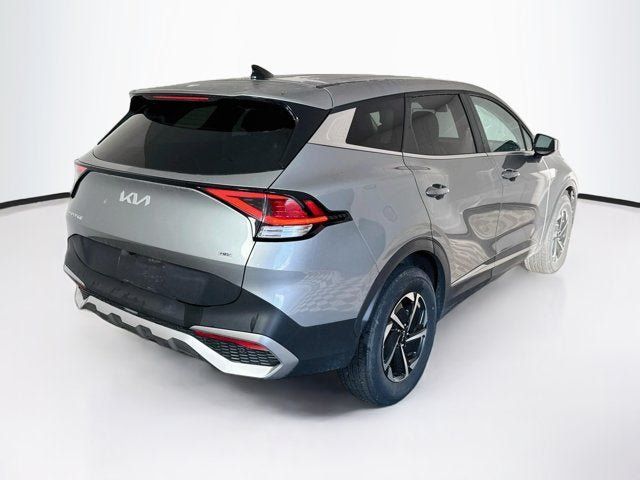 Used 2023 Kia Sportage LX AWD/4WD image 5