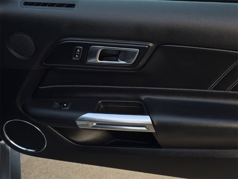 Used 2023 Ford Mustang Premium image 28