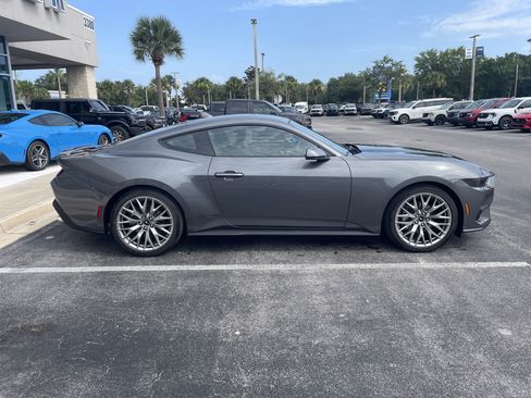 New 2025 Ford Mustang Premium image 7