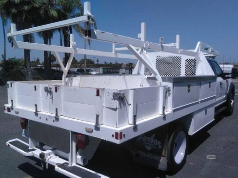 Used 2021 Ford F550 4x4 Crew Cab Super Duty image 5