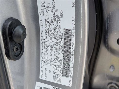 Used 2014 Toyota Tacoma PreRunner w/ SR5 Package RWD image 24