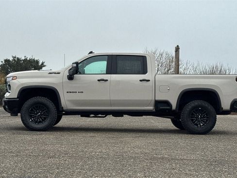 New 2026 Chevrolet Silverado 2500 ZR2 w/ LPO, Dark Essentials Package image 7