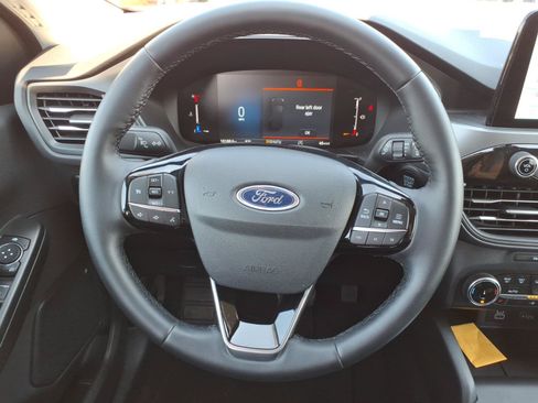 Used 2024 Ford Escape Active AWD/4WD image 23
