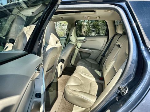 Used 2013 Volvo XC60 3.2 image 23