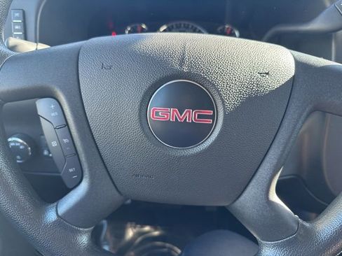 Used 2023 GMC Savana 2500 w/ Driver Convenience Package image 15