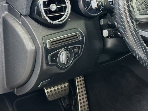 Used 2018 Mercedes-Benz C 300 Sedan image 17