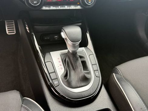 Used 2022 Kia Forte GT-Line w/ GT-Line Premium Package FWD image 22