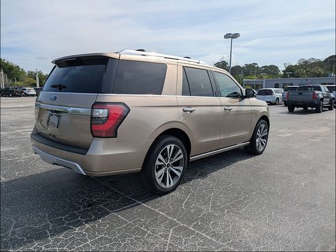 Used 2020 Ford Expedition Platinum RWD image 7