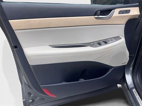 Used 2023 Hyundai Palisade Limited image 30
