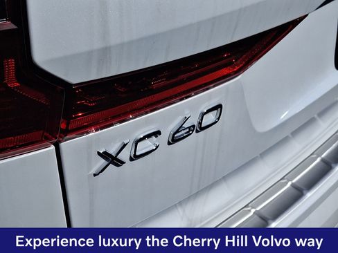 New 2026 Volvo XC60 T8 Ultra w/ Protection Package Premier AWD/4WD image 17