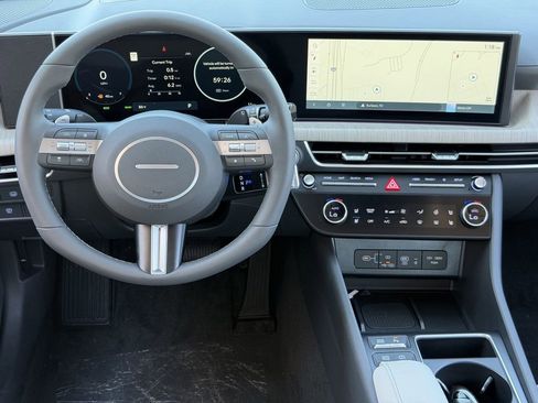 New 2025 Hyundai Sonata Limited image 12