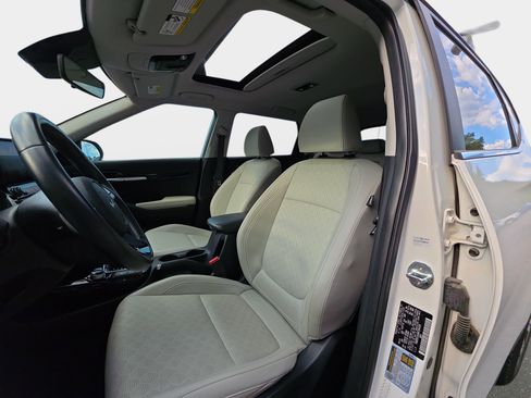 Used 2022 Kia Seltos EX image 5