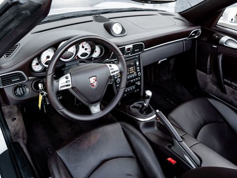 Used 2009 Porsche 911 Turbo image 26