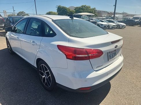 Used 2018 Ford Focus SEL FWD image 10