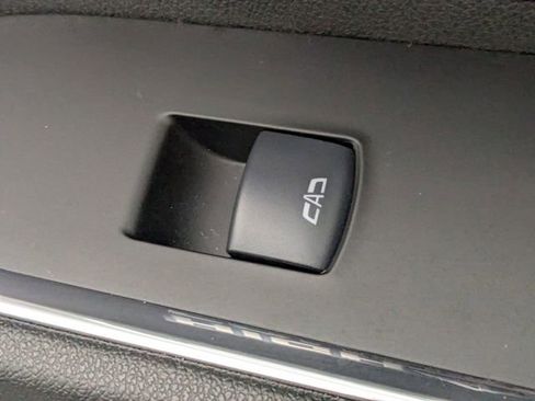 Certified 2025 Chevrolet Silverado 1500 High Country w/ High Country Premium Package image 36