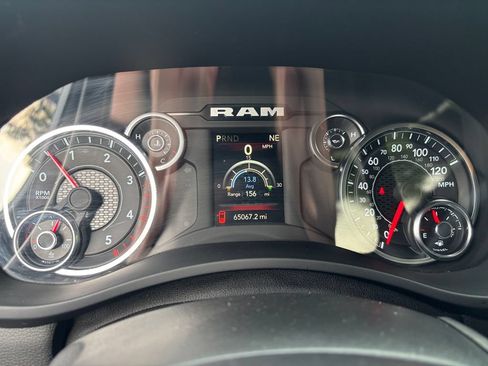 Used 2024 RAM 3500 Big Horn AWD/4WD image 20