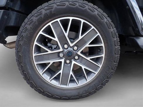 Used 2024 Jeep Wrangler High Altitude AWD/4WD image 6