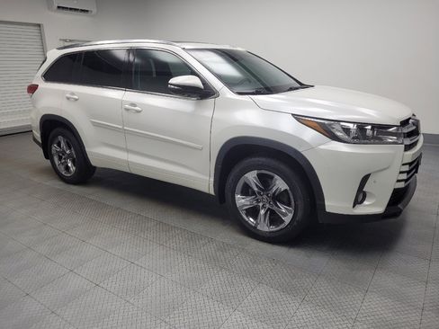 Used 2018 Toyota Highlander Limited Platinum image 11