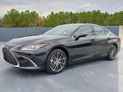 Used 2024 Lexus ES 300h w/ Premium Package