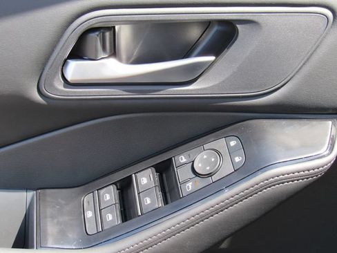 New 2026 Nissan Rogue SV FWD image 21