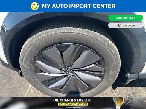 Used 2024 Nissan Ariya AWD image 6