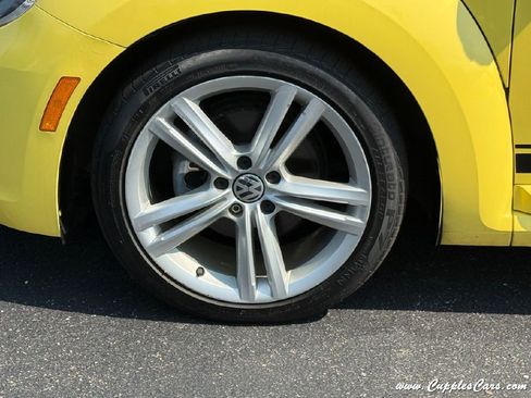 Used 2014 Volkswagen Beetle TDI image 46