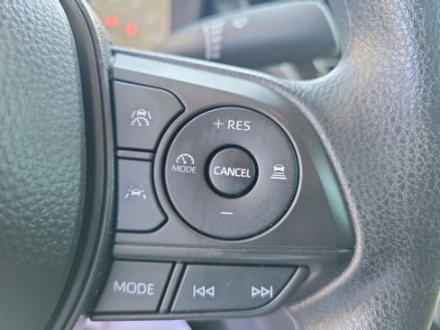 Used 2024 Toyota Corolla LE w/ LE Convenience Package FWD image 24