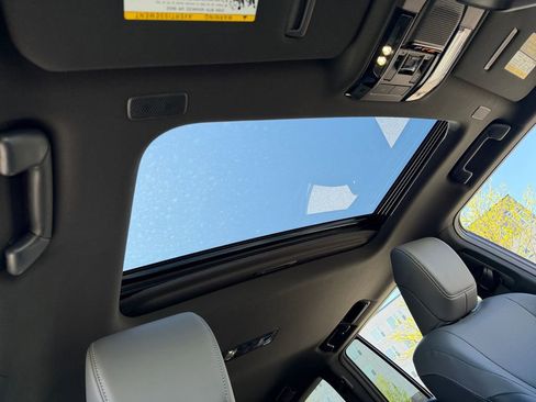 New 2026 Lexus GX 550 image 6