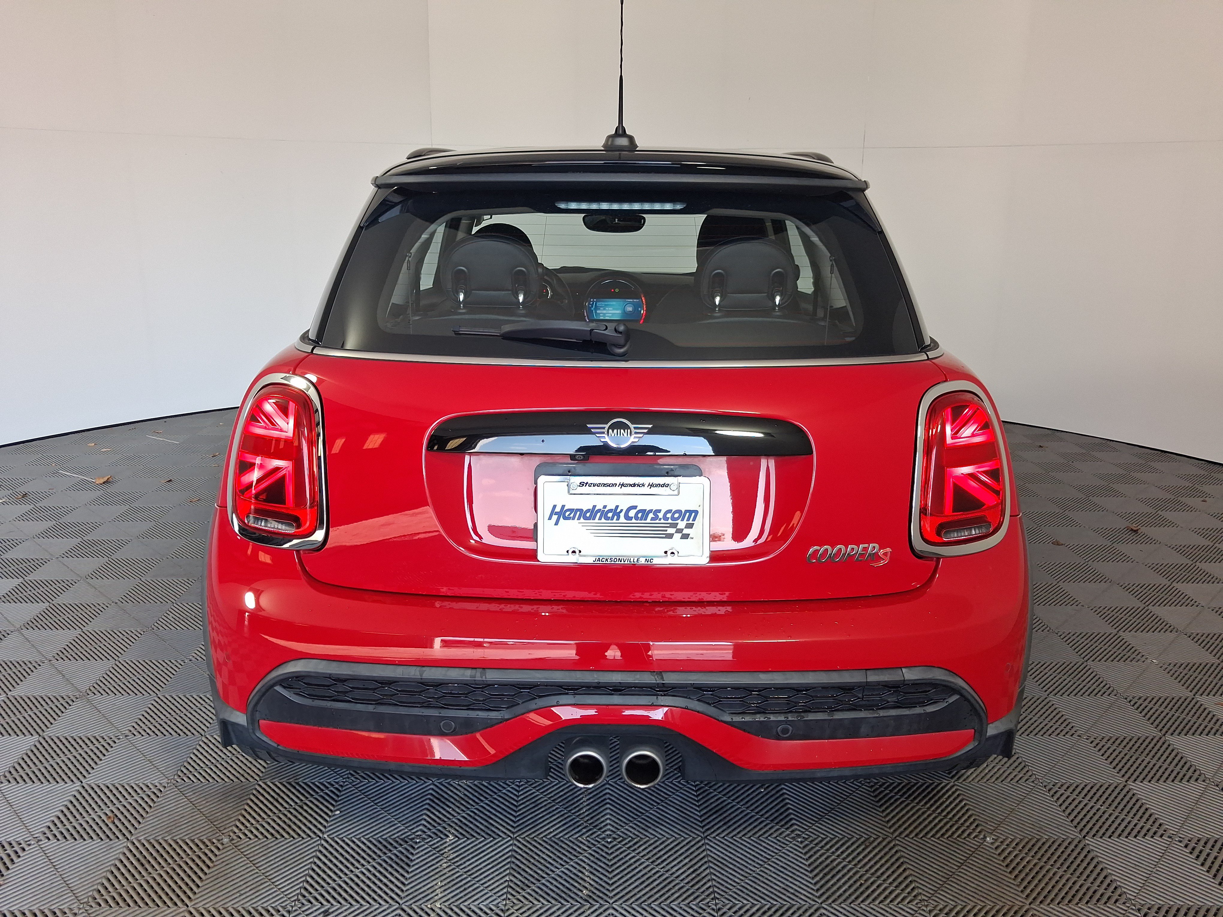 Used 2022 MINI Cooper S w/ Premium Package FWD image 9
