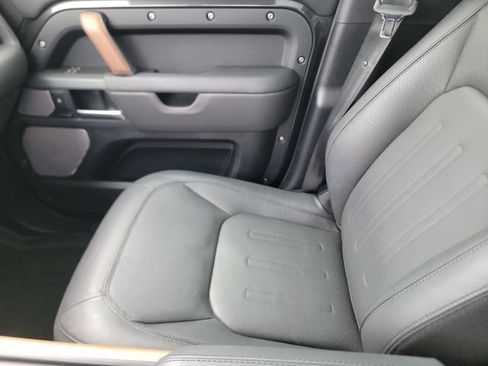 Used 2024 Land Rover Defender 130 X image 2