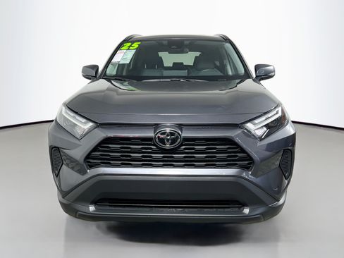 Used 2025 Toyota RAV4 XLE FWD image 11