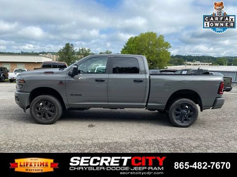 Used 2025 RAM 2500 Big Horn AWD/4WD image 8