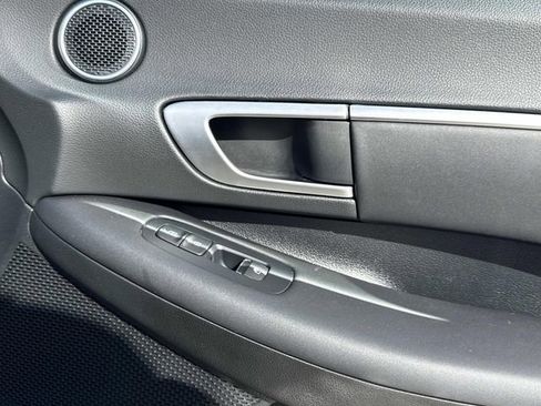 Used 2025 Hyundai Sonata SEL FWD image 20
