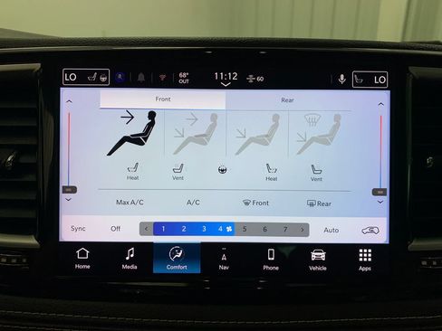 Used 2021 Chrysler Pacifica Limited w/ Premium & Safety Sphere Group AWD/4WD image 9
