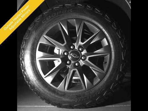 Used 2023 Chevrolet Suburban Z71 w/ Luxury Package AWD/4WD image 27
