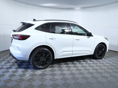 Certified 2024 Ford Escape ST-Line Elite w/ Premium Technology Package AWD/4WD image 8