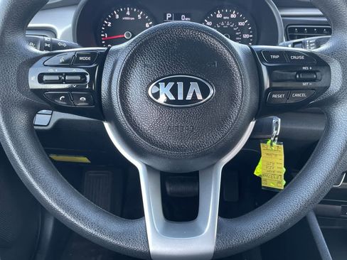 Used 2020 Kia Rio S FWD image 10