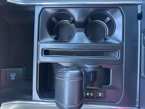 Used 2021 Ford F150 Lariat w/ Equipment Group 502A High image 32